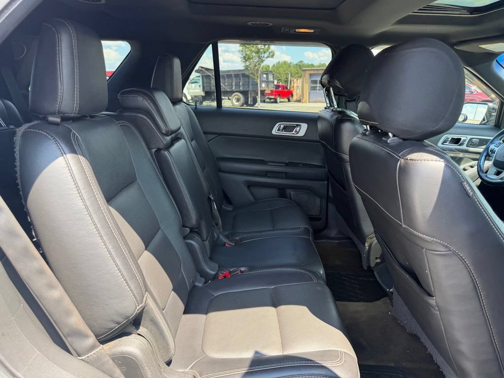 Used 2015 Ford Explorer Sport w/ Equipment Group 401A AWD/4WD image 34