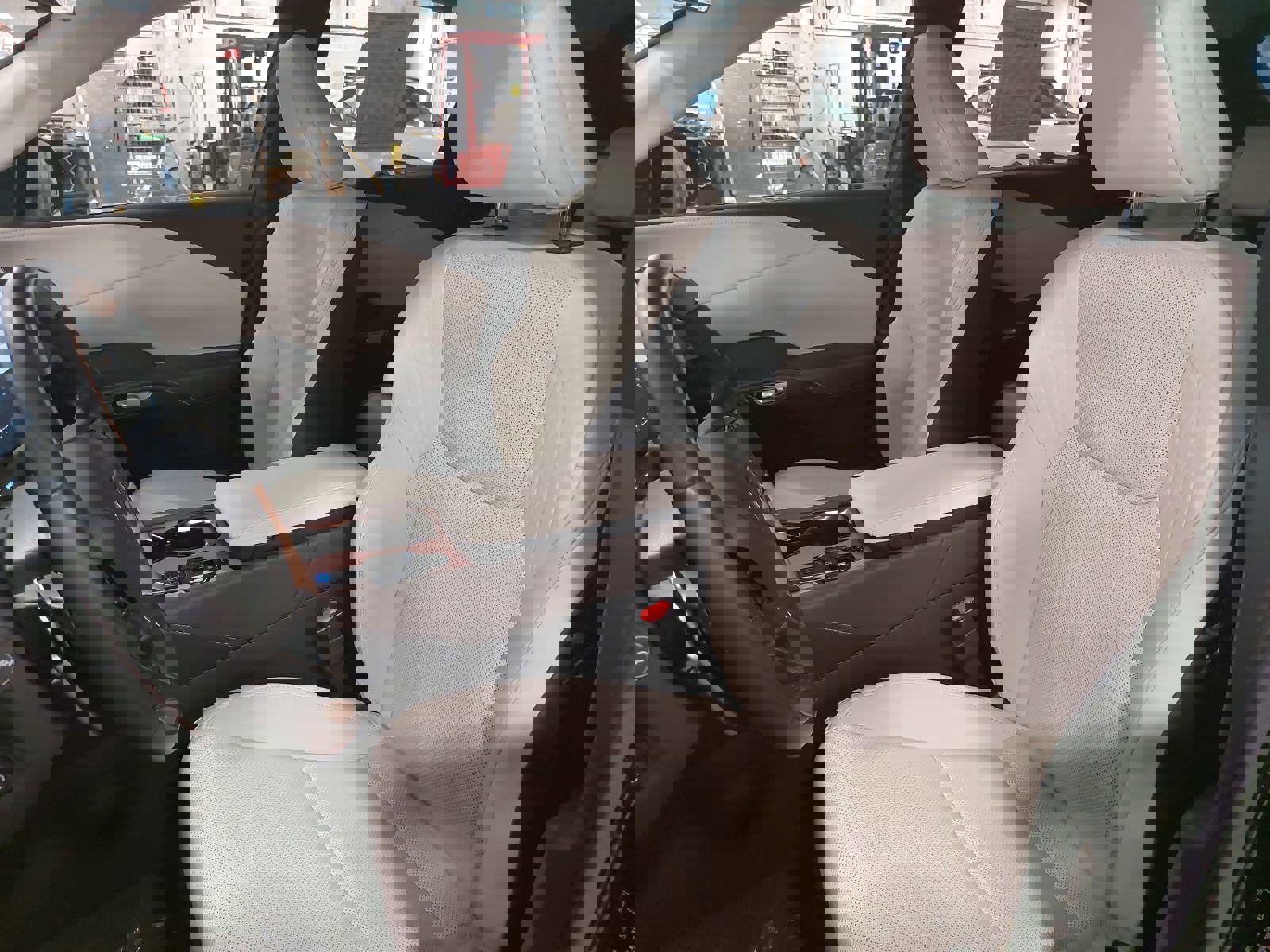 Used 2024 Lexus RX 350 Premium image 17