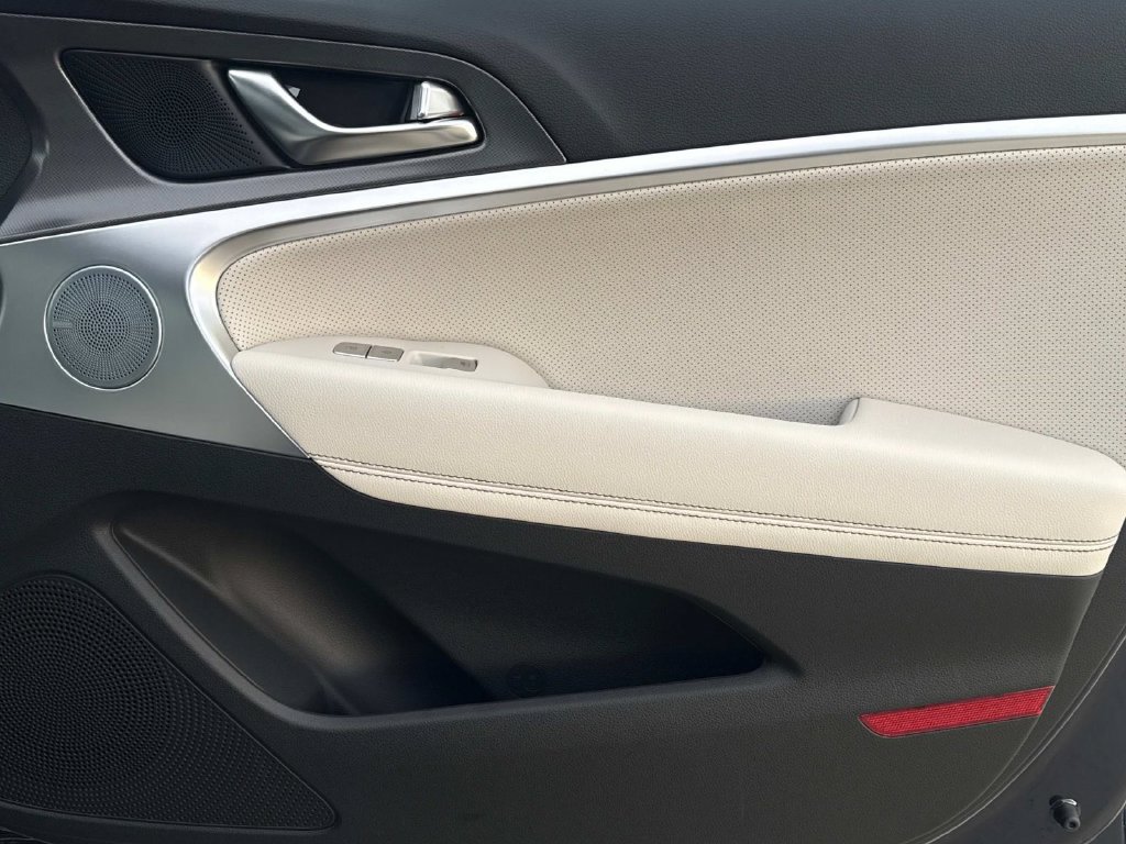 New 2026 Genesis G70 3.3T Sport Prestige RWD image 15