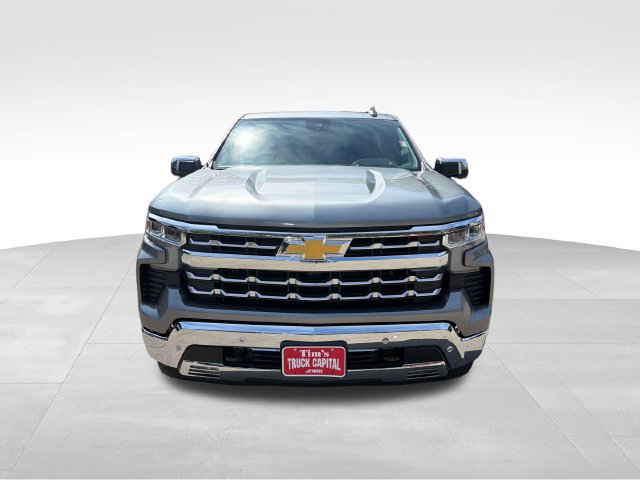 Used 2023 Chevrolet Silverado 1500 LTZ w/ LTZ Premium Package AWD/4WD image 8