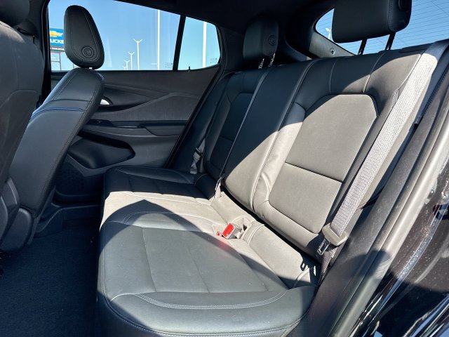Used 2024 Buick Envista Sport Touring w/ Convenience I Package FWD image 22
