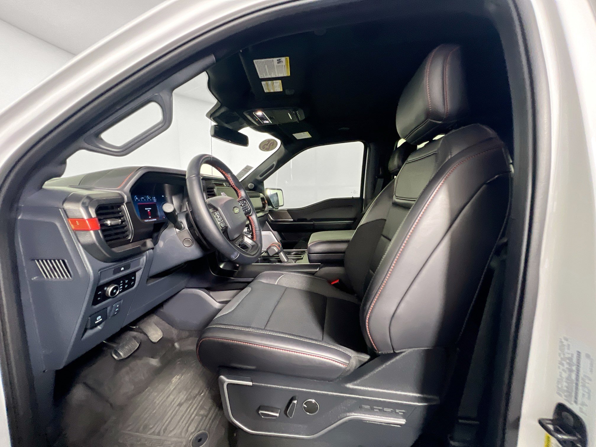 Used 2025 Ford F150 Raptor AWD/4WD image 14