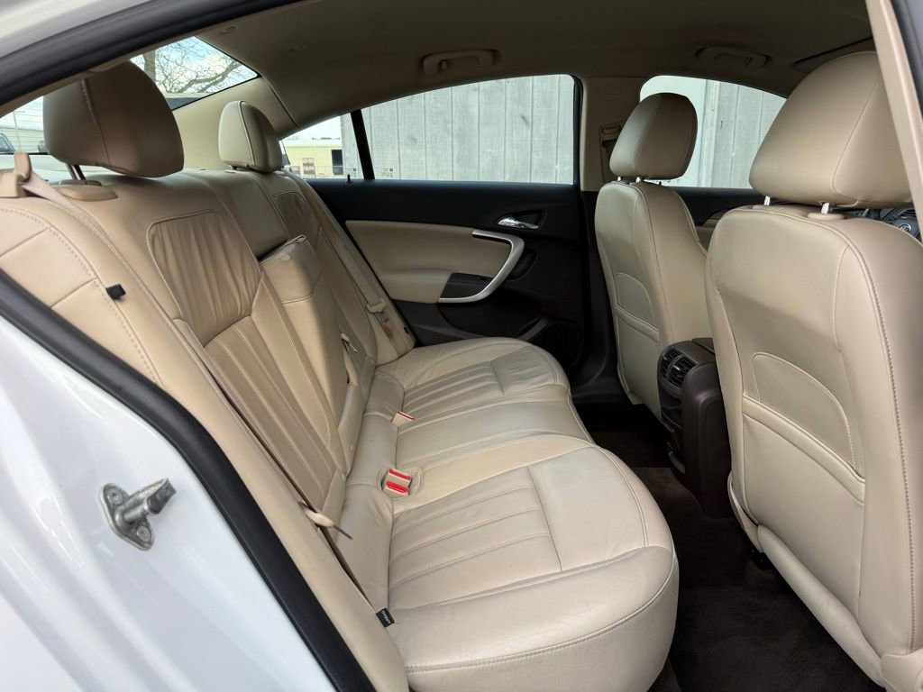 Used 2016 Buick Regal Premium image 13