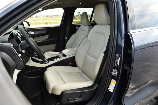 Used 2022 Volvo XC40 T5 Inscription w/ Climate Package AWD/4WD image 22