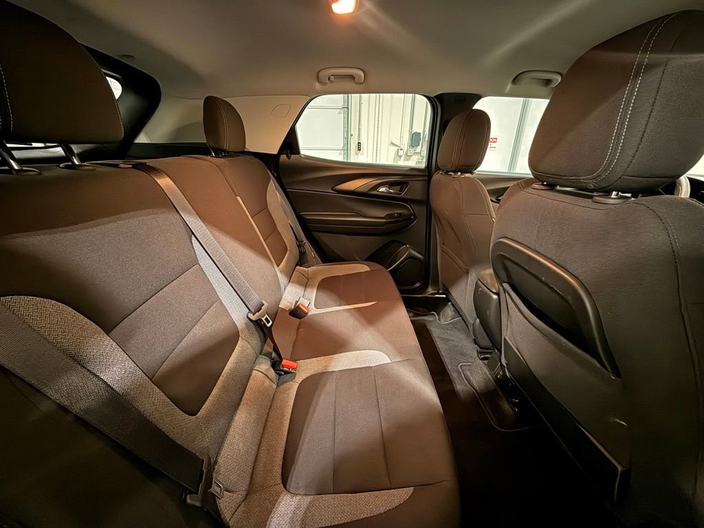 Used 2023 Chevrolet TrailBlazer LT w/ Convenience Package FWD image 29