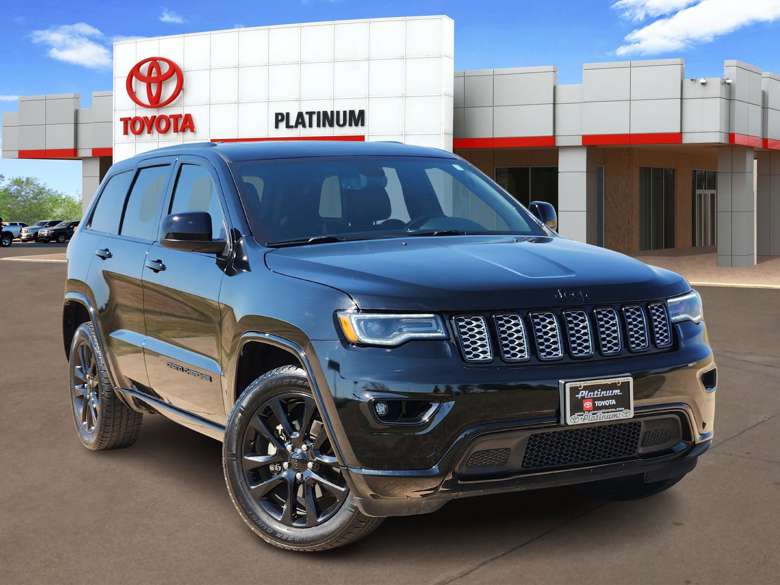 Used 2020 Jeep Grand Cherokee Altitude