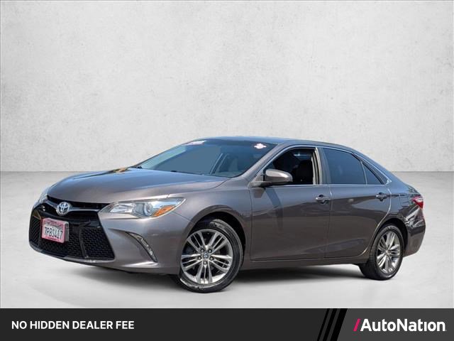 Used 2016 Toyota Camry SE FWD image 1