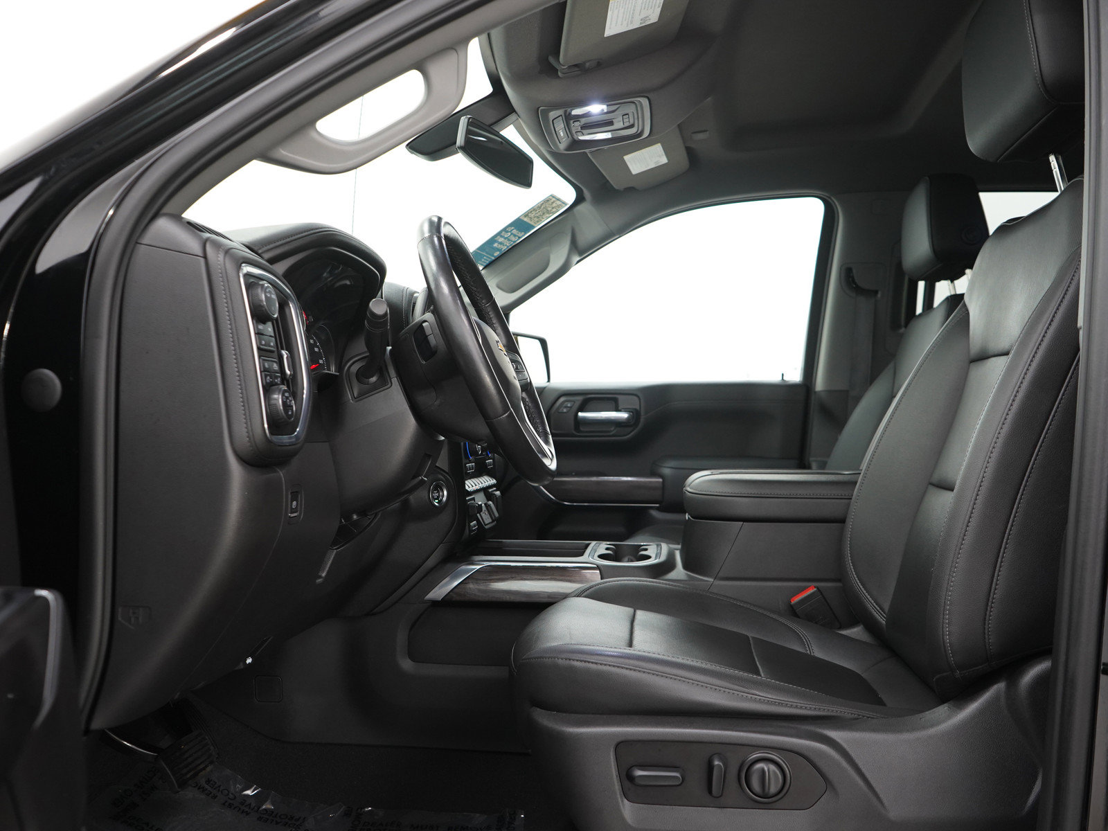 Used 2021 Chevrolet Silverado 1500 LTZ w/ LTZ Convenience Package II AWD/4WD image 23