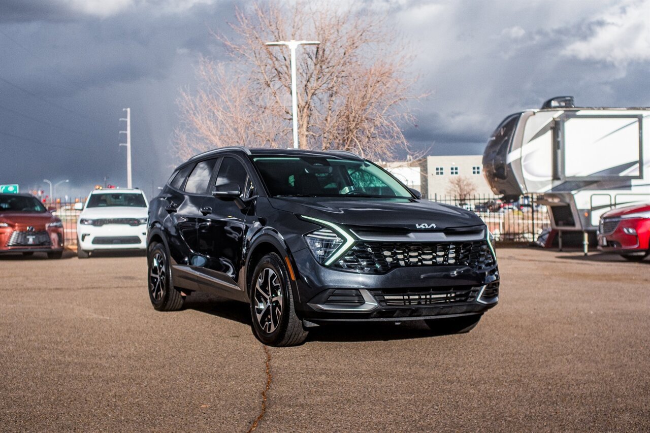 Used 2024 Kia Sportage EX image 1