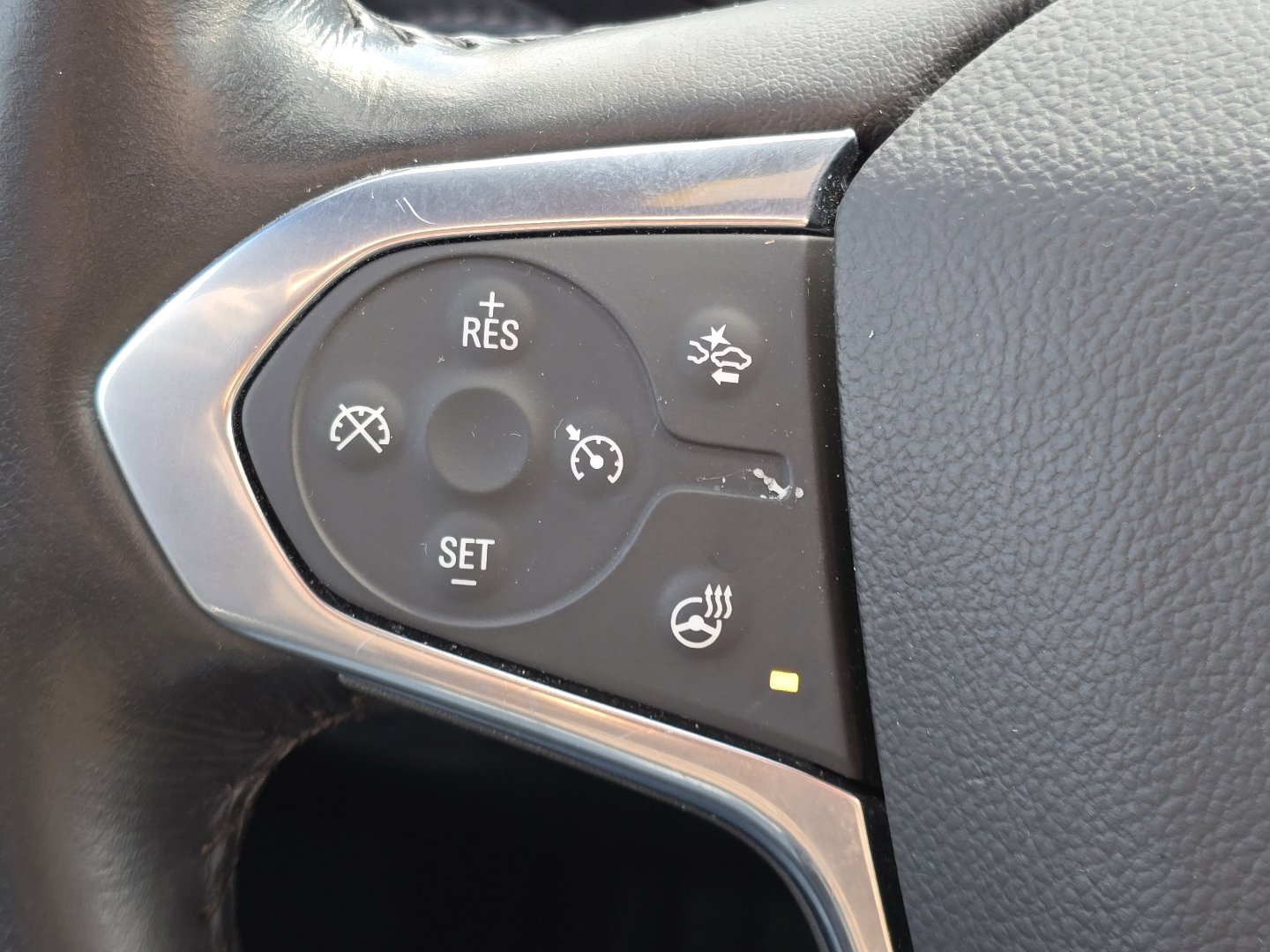 Used 2022 Chevrolet Traverse High Country image 17