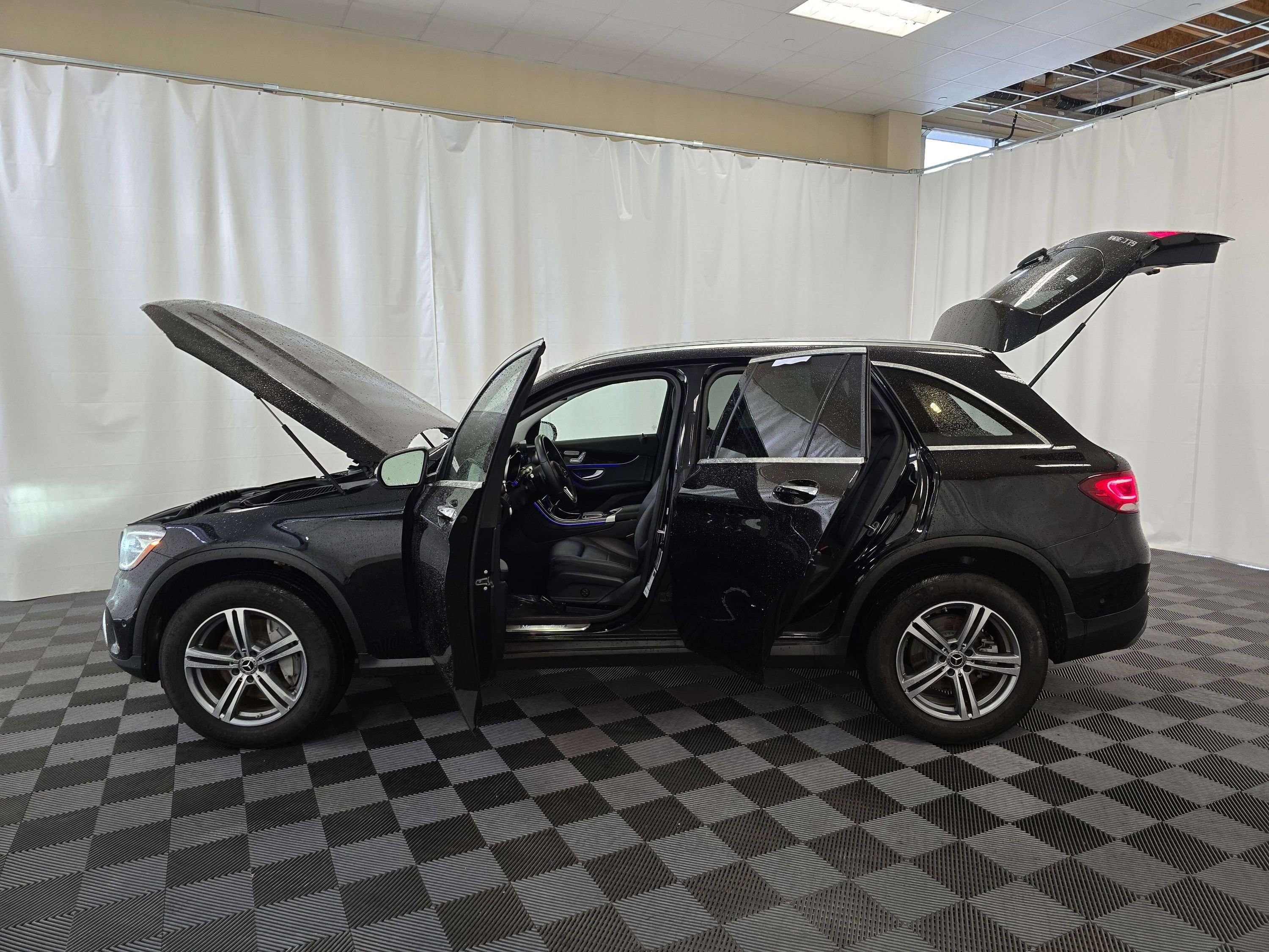 Used 2022 Mercedes-Benz GLC 300 4MATIC image 12