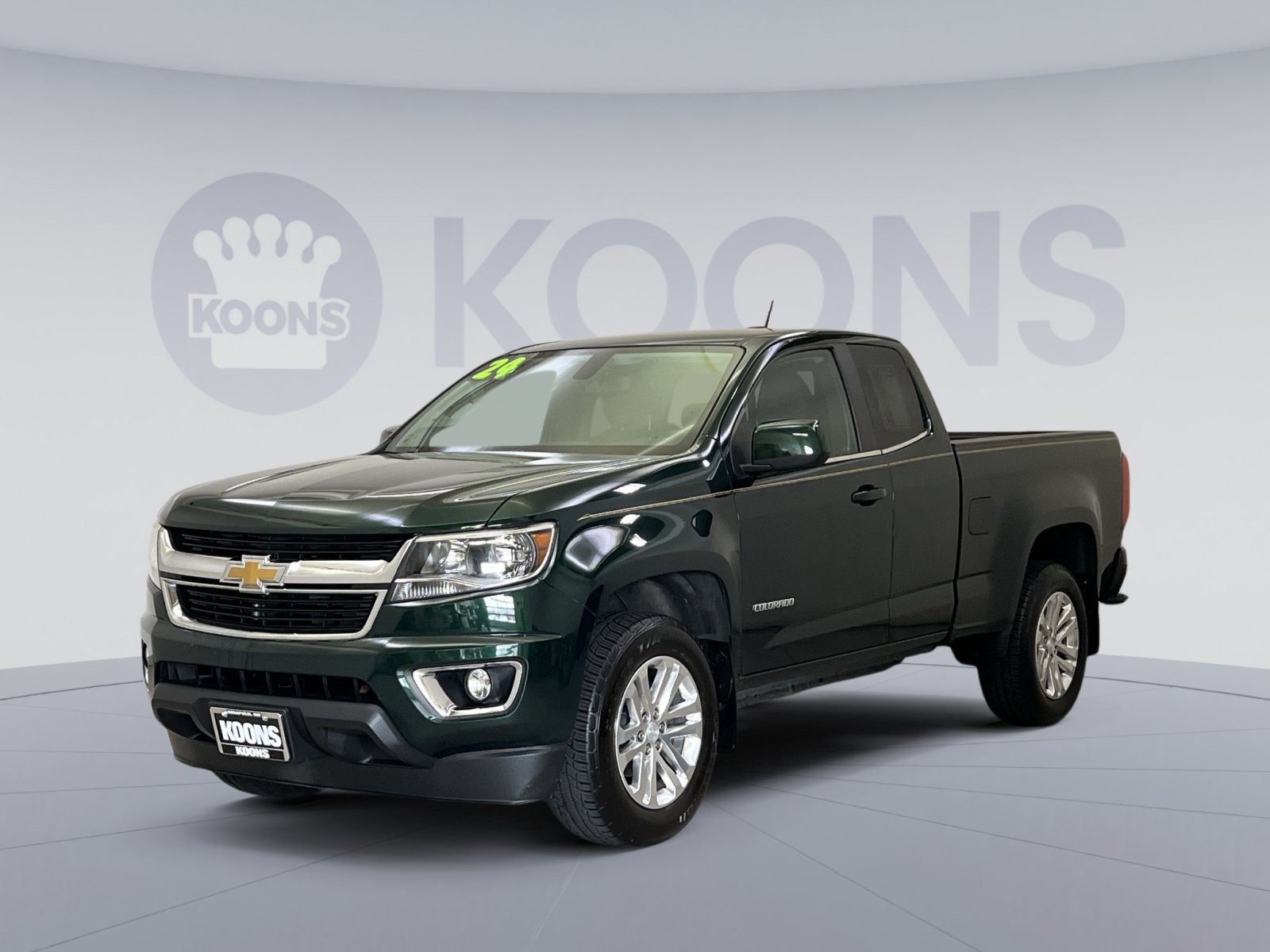 Used 2016 Chevrolet Colorado LT w/ LT Convenience Package RWD image 4