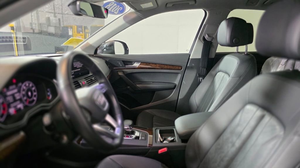 Used 2018 Audi Q5 2.0T Premium Plus w/ Premium Plus Package image 16