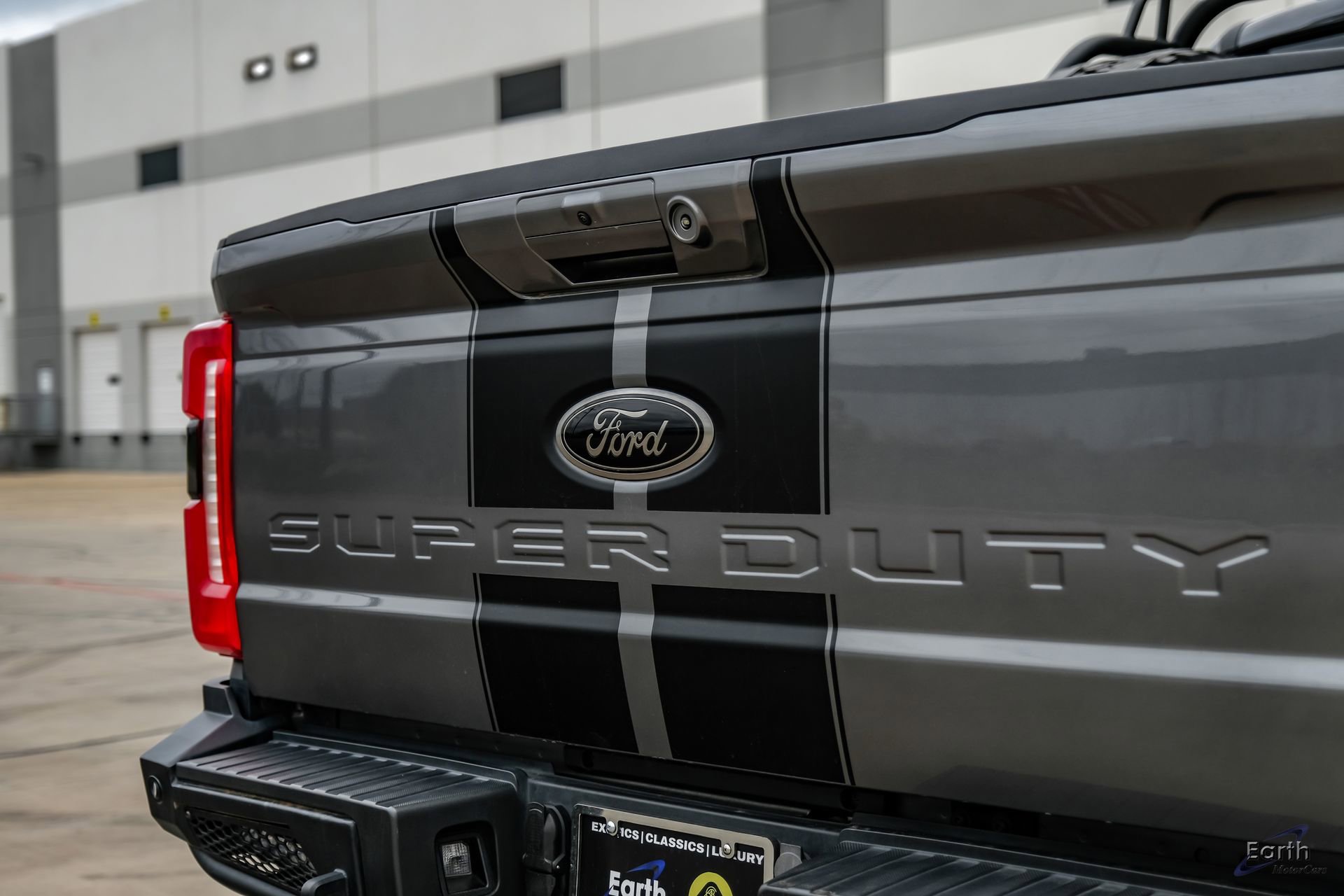 Used 2023 Ford F250 Lariat w/ Lariat Ultimate Package AWD/4WD image 16