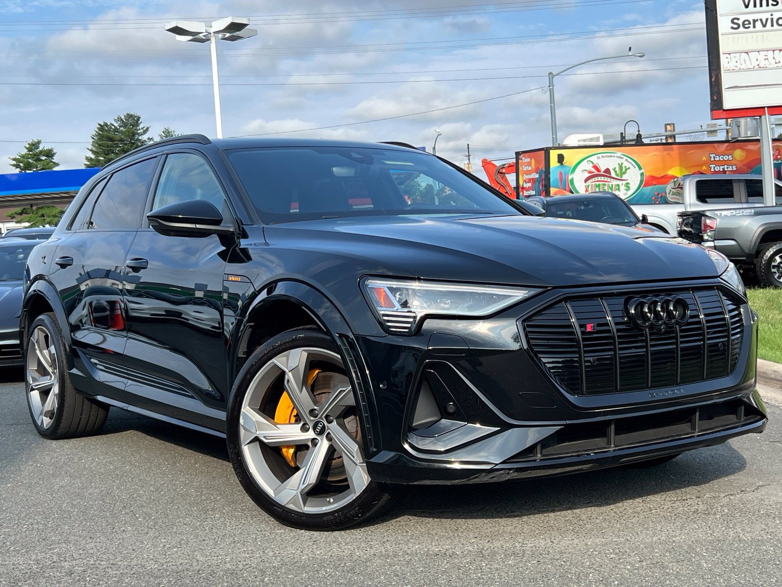 Used 2023 Audi e-tron S Prestige w/ Prestige Package AWD/4WD image 62