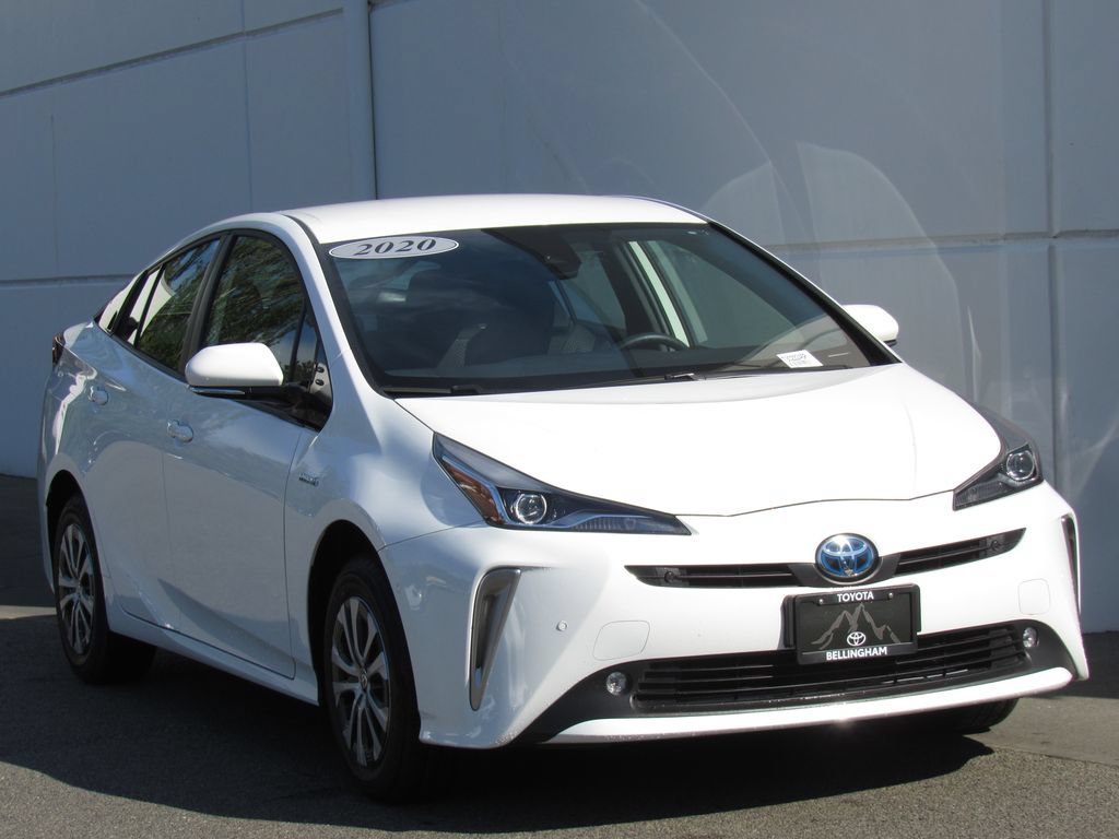 Certified 2020 Toyota Prius LE AWD/4WD image 2