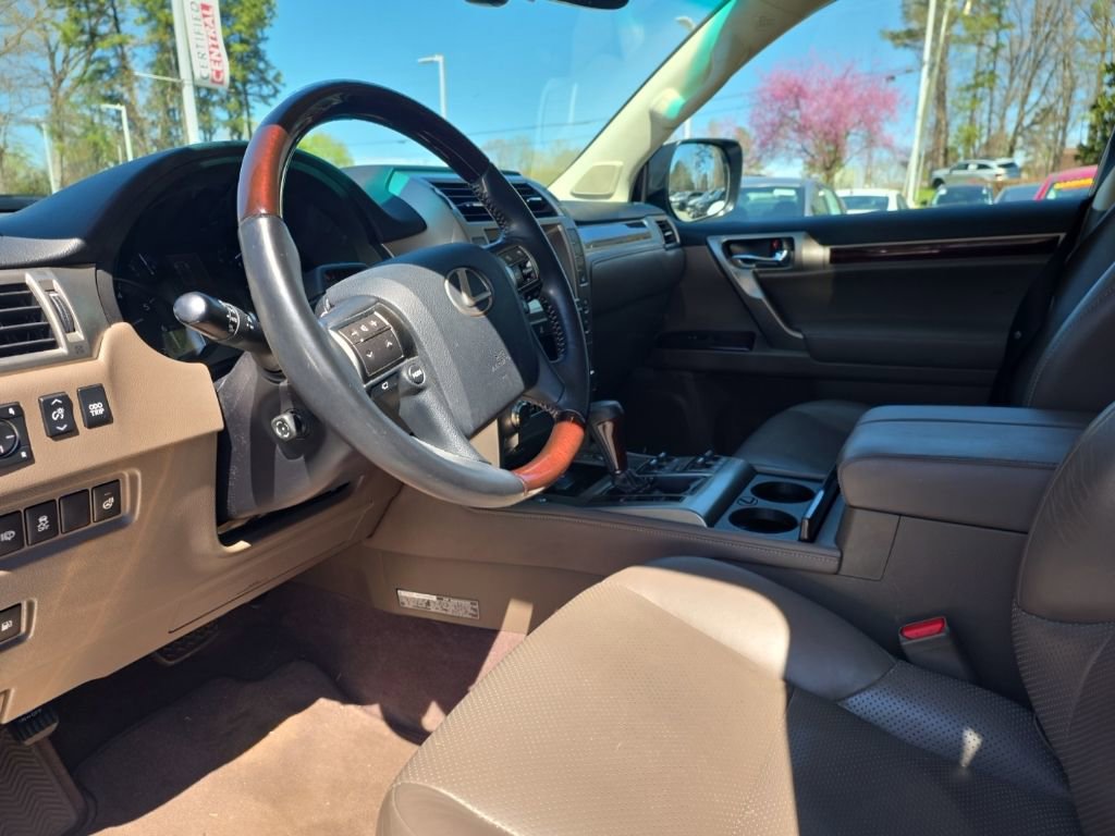 Used 2019 Lexus GX 460 Luxury image 11