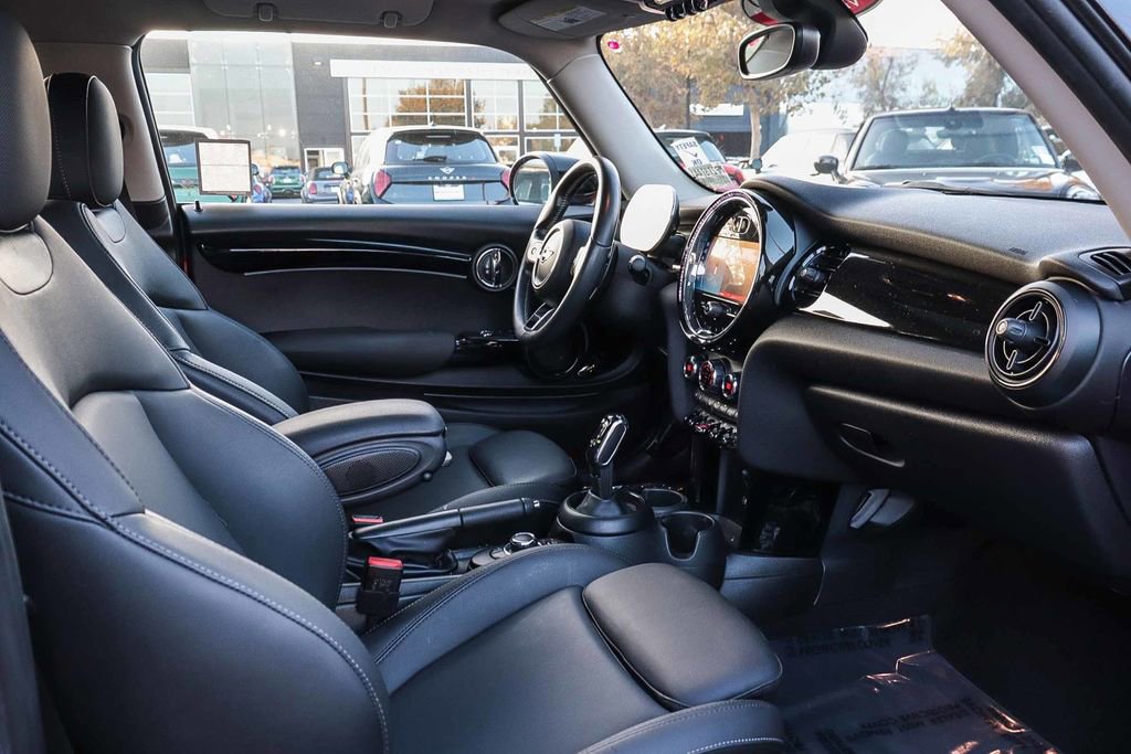 Used 2023 MINI Cooper S image 12