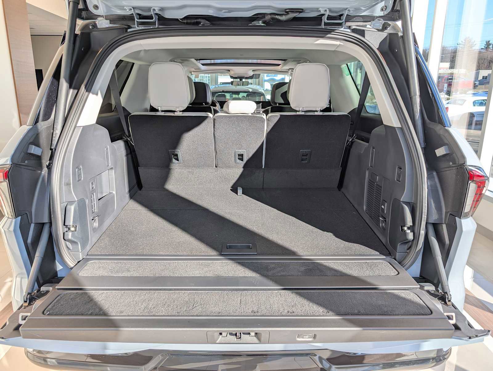 New 2026 Lincoln Navigator L Reserve w/ Jet Appearance Package image 6
