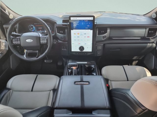 Used 2023 Ford F150 Lightning Platinum AWD/4WD image 9