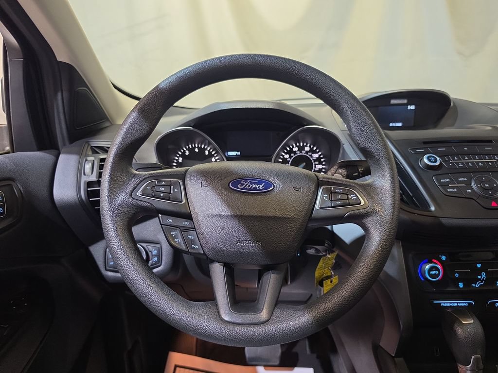 Used 2017 Ford Escape SE AWD/4WD image 11