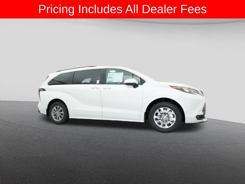 New 2026 Toyota Sienna XLE FWD image 28