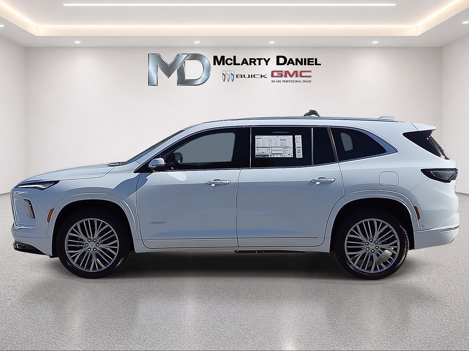 New 2027 Buick Enclave Avenir AWD/4WD image 3