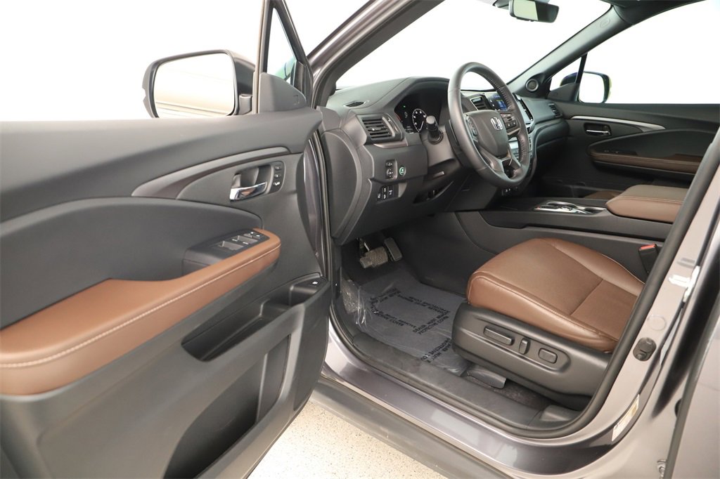 Used 2025 Honda Ridgeline RTL image 14