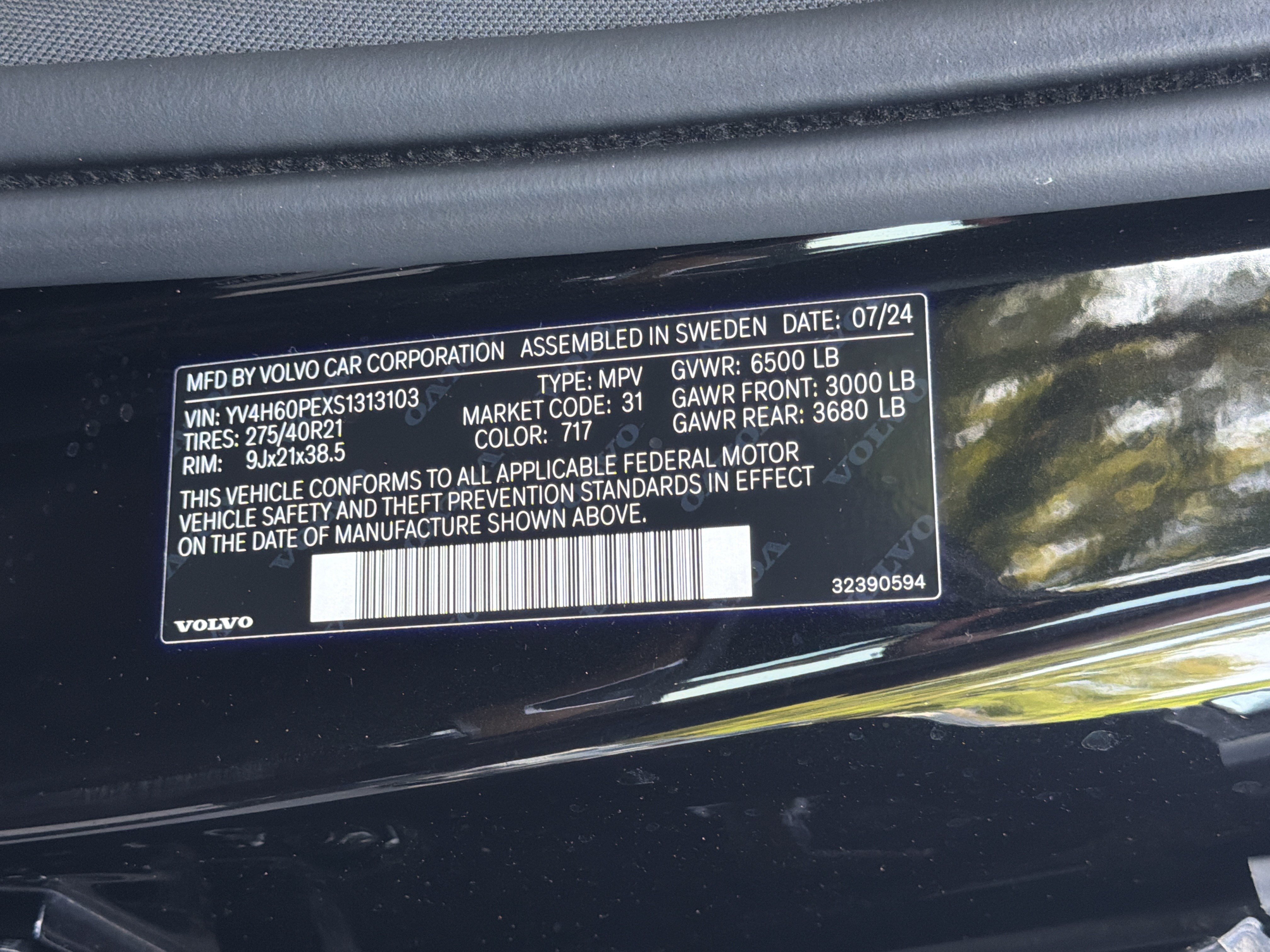 Used 2025 Volvo XC90 T8 Plus w/ Protection Package Premier AWD/4WD image 37