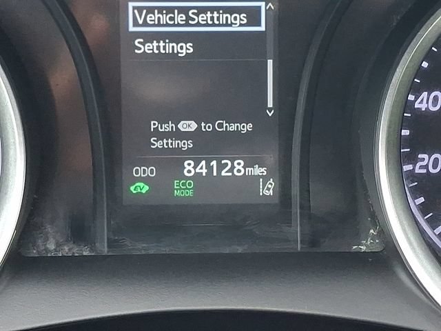 Certified 2022 Toyota Camry LE FWD image 19