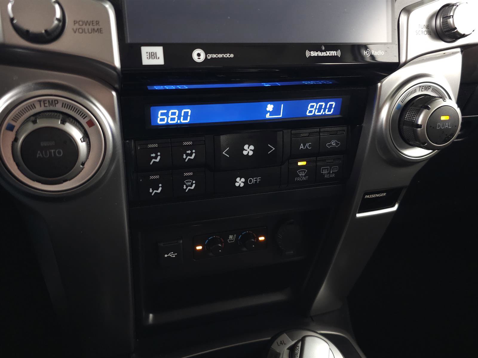 Used 2024 Toyota 4Runner Limited AWD/4WD image 30