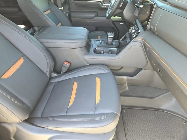 Used 2025 GMC Sierra 1500 AT4 w/ AT4 Premium Package image 16