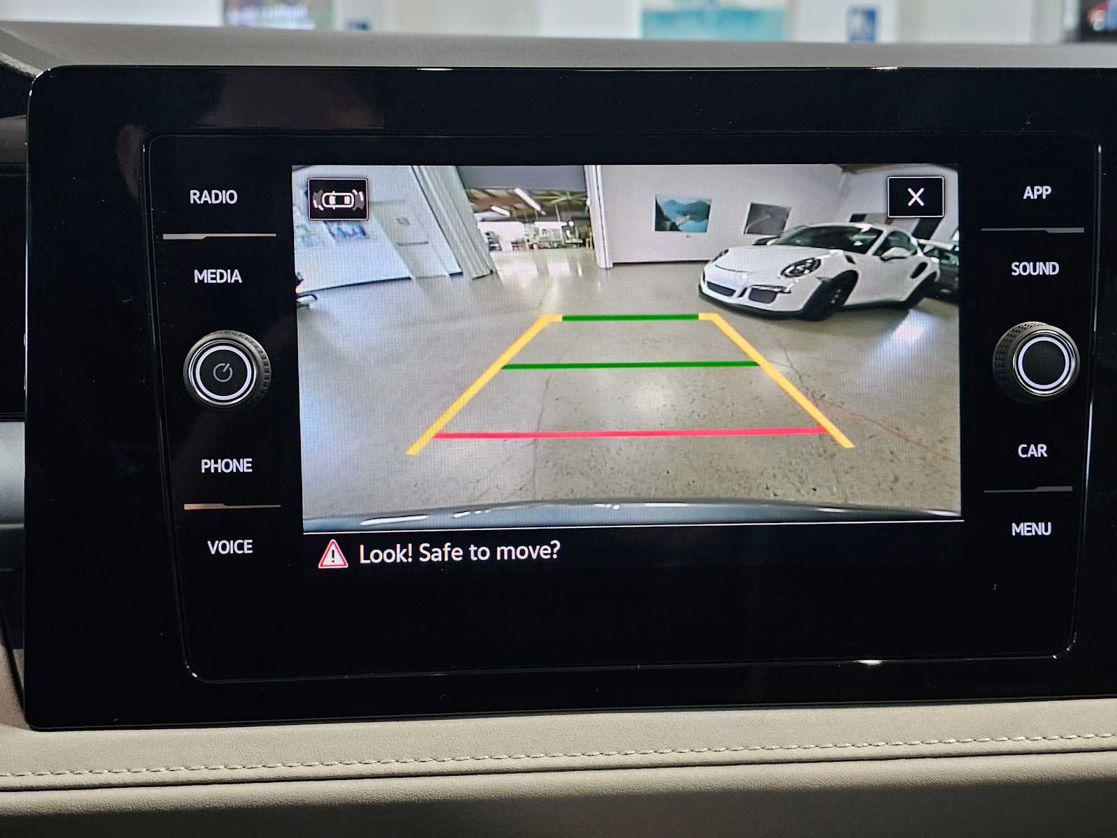 New 2026 Volkswagen Taos SE AWD/4WD image 24