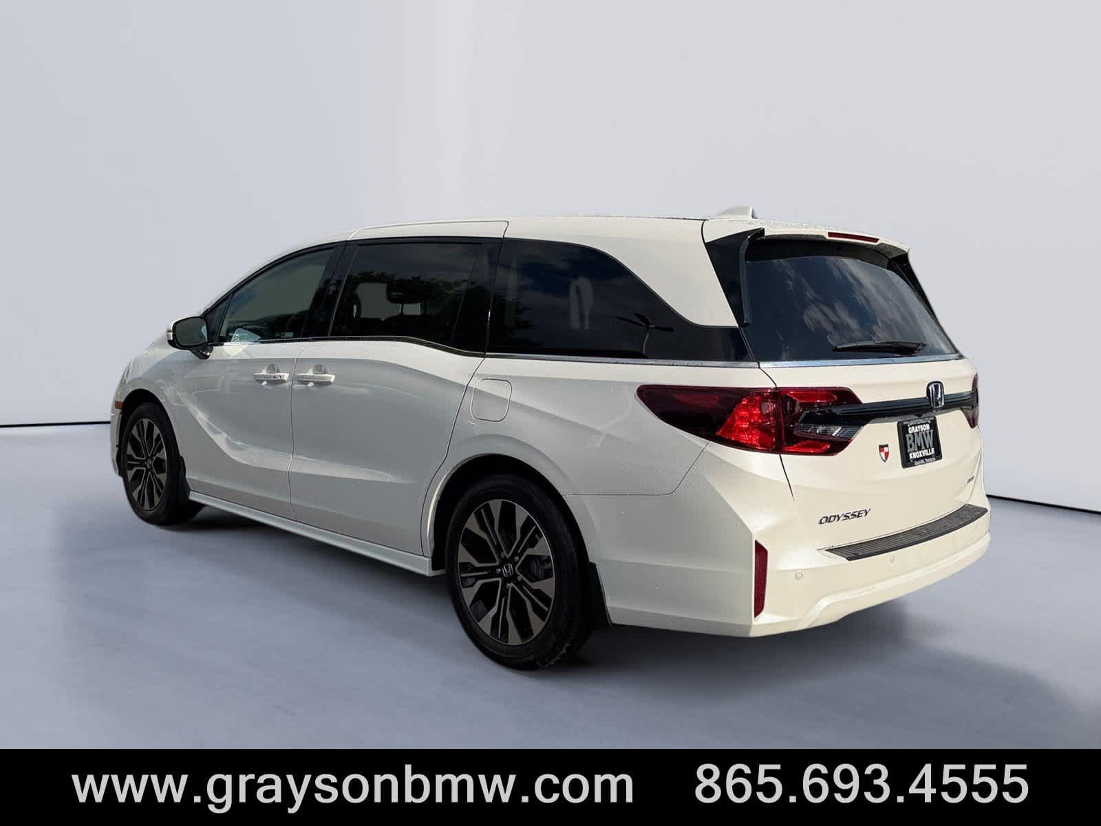 Used 2026 Honda Odyssey Elite image 5