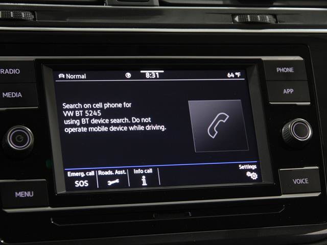 Certified 2022 Volkswagen Tiguan S image 11