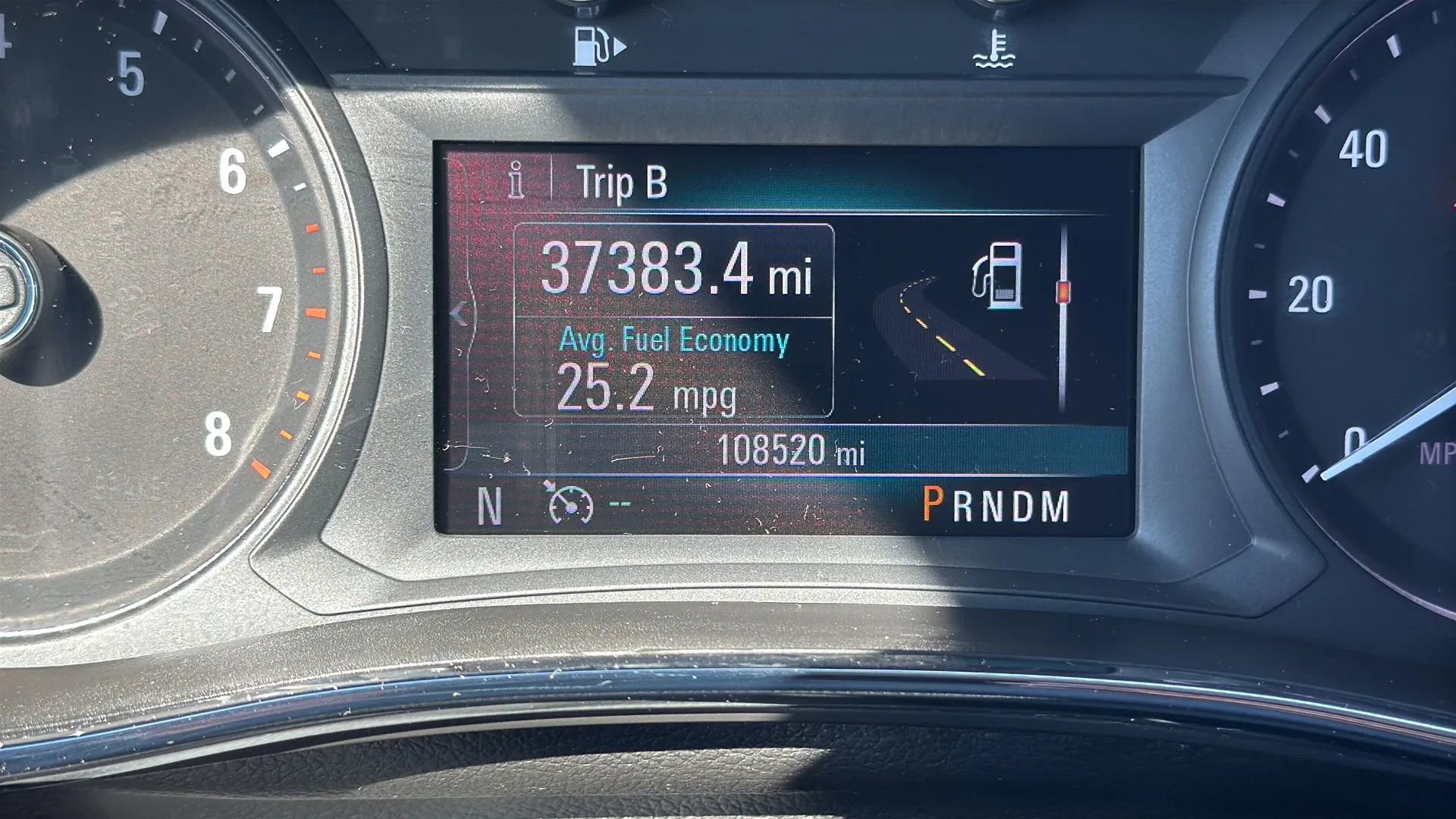 Used 2018 Buick Encore Essence image 17