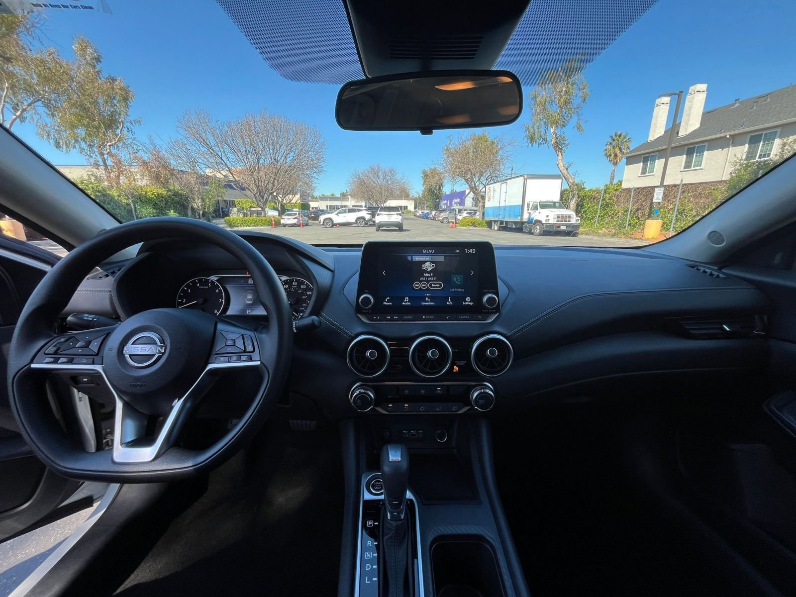 Used 2025 Nissan Sentra SV image 31