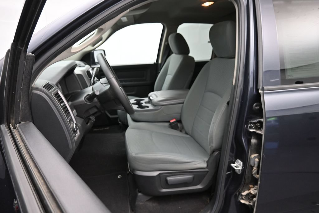 Used 2014 RAM 1500 Express AWD/4WD image 15