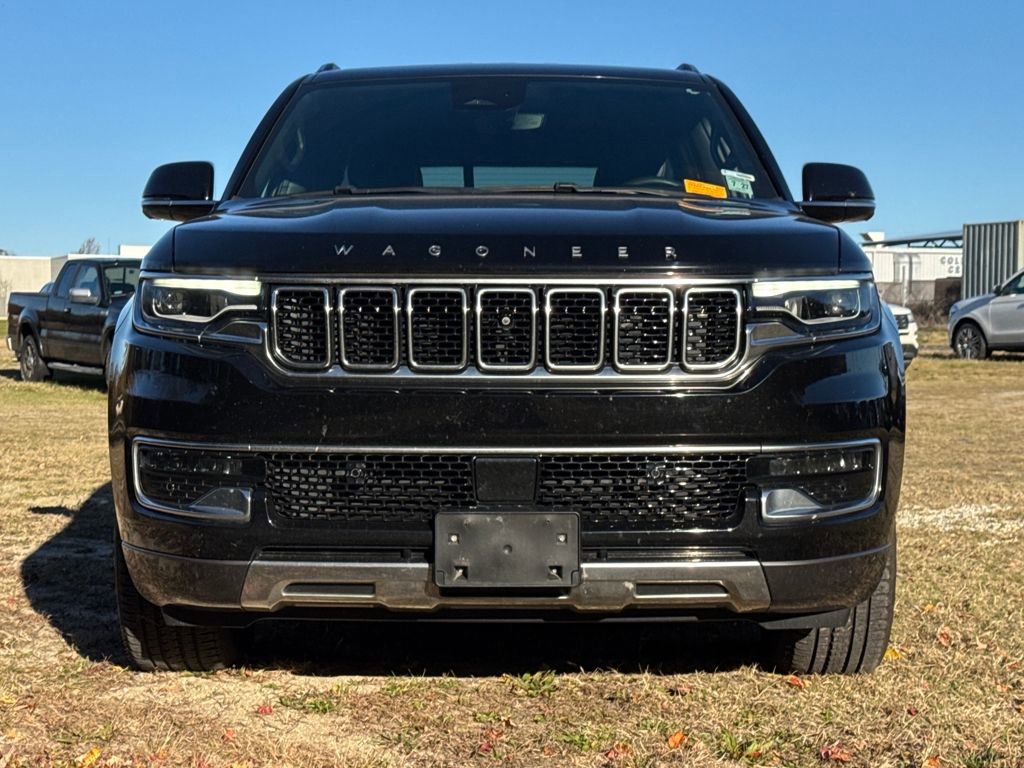 Used 2022 Jeep Wagoneer Series III w/ Convenience Group I image 2