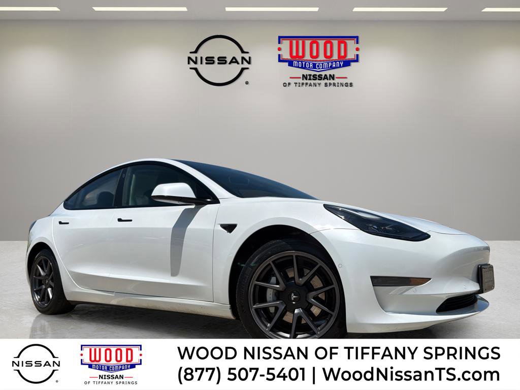 Used 2021 Tesla Model 3 Standard Range Plus RWD image 1