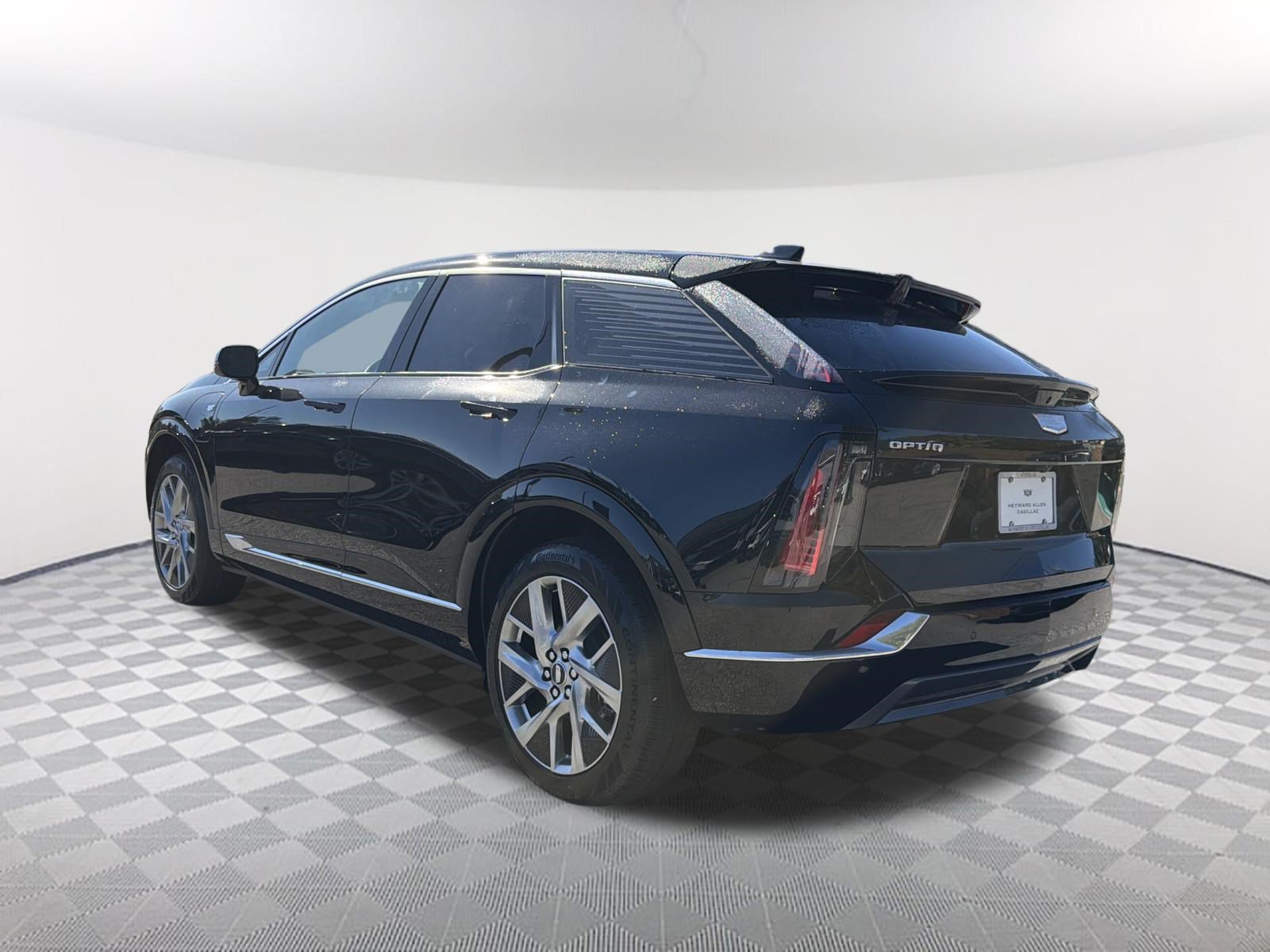 New 2027 Cadillac Optiq Luxury RWD image 8