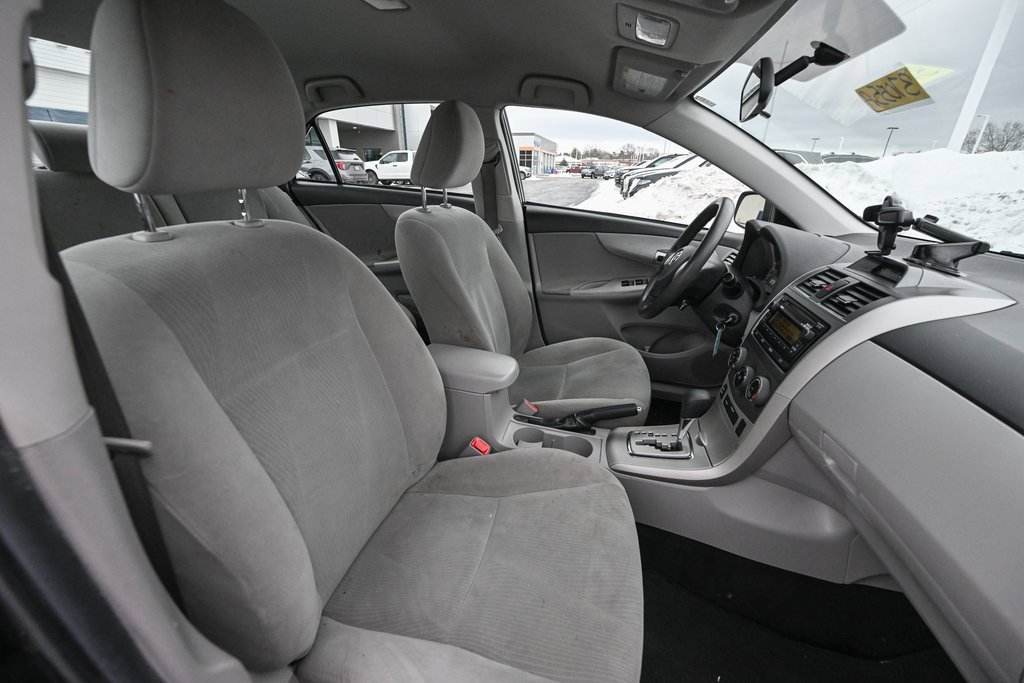 Used 2012 Toyota Corolla LE image 22