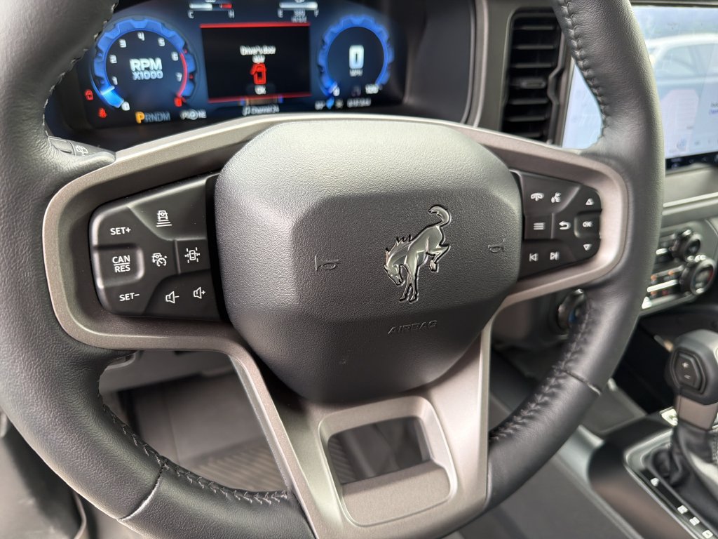 Used 2025 Ford Bronco Badlands AWD/4WD image 22