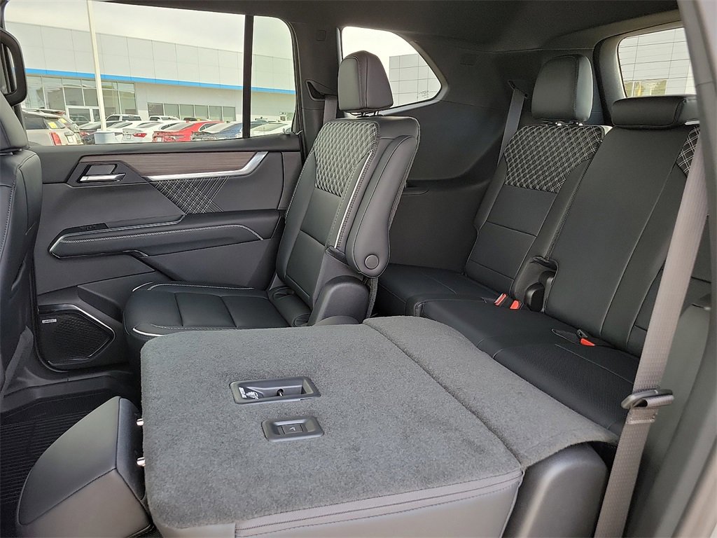 New 2026 GMC Acadia Denali w/ Super Cruise Package image 16