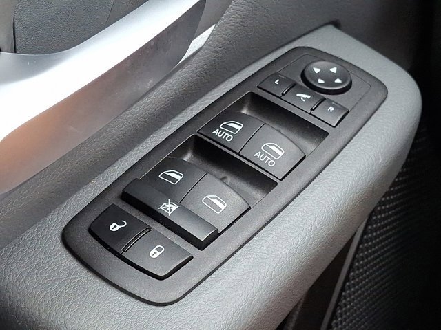 Certified 2022 RAM 1500 Big Horn image 30