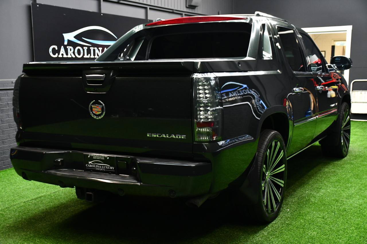 Used 2013 Cadillac Escalade EXT Luxury AWD/4WD image 11