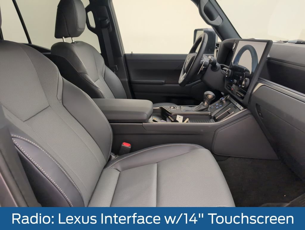 Used 2025 Lexus GX 550 image 17
