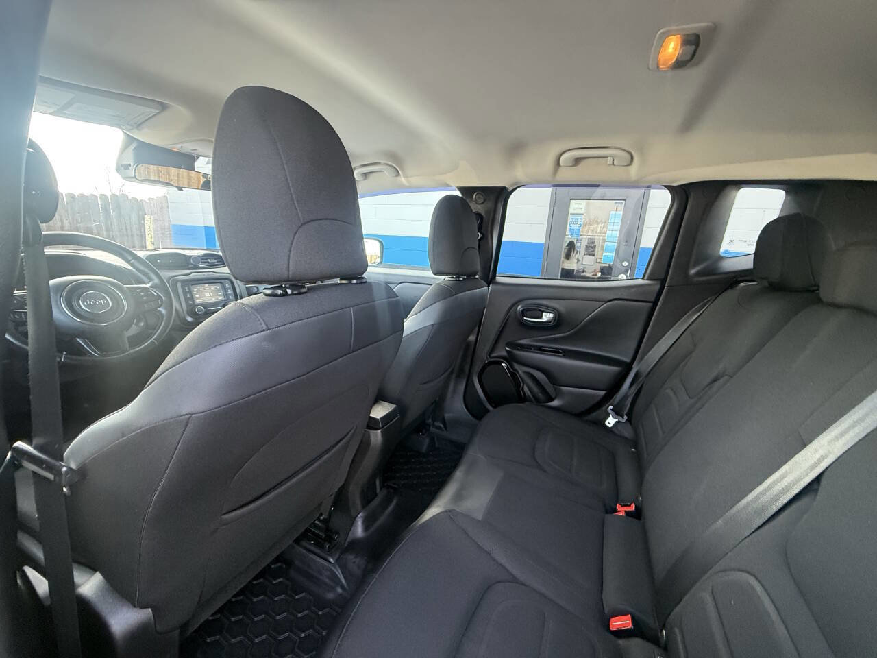 Used 2017 Jeep Renegade Altitude image 12