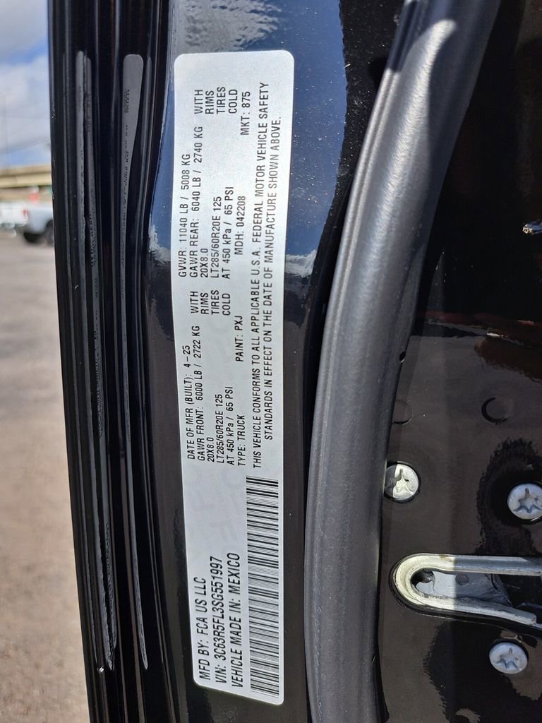 Used 2025 RAM 2500 Laramie w/ Night Edition image 26