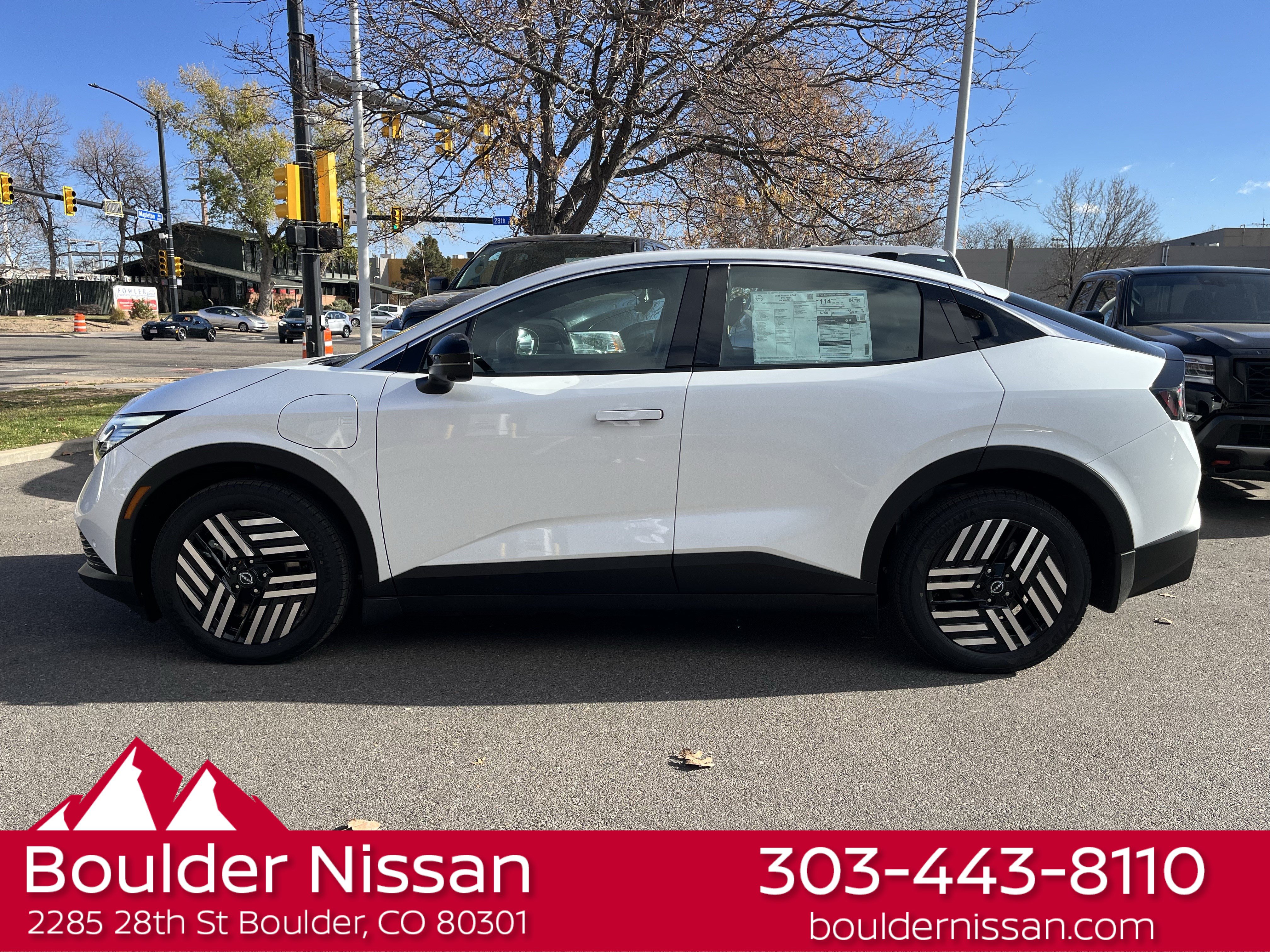 New 2026 Nissan Leaf SV+ w/ Floor Mat Package (SV+) FWD image 5